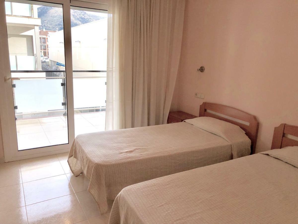 רוזס Apartamentos Benet מראה חיצוני תמונה