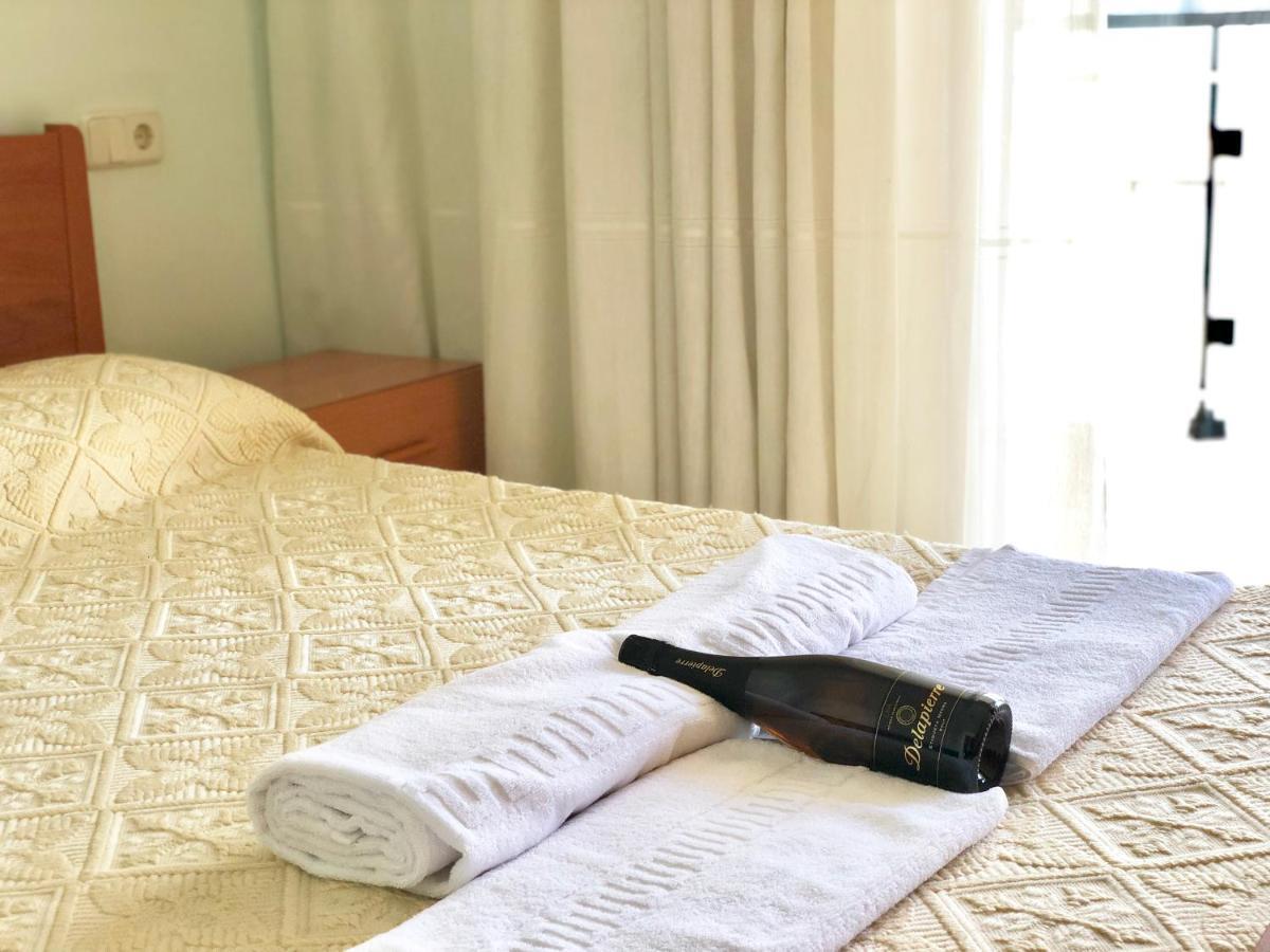 רוזס Apartamentos Benet מראה חיצוני תמונה